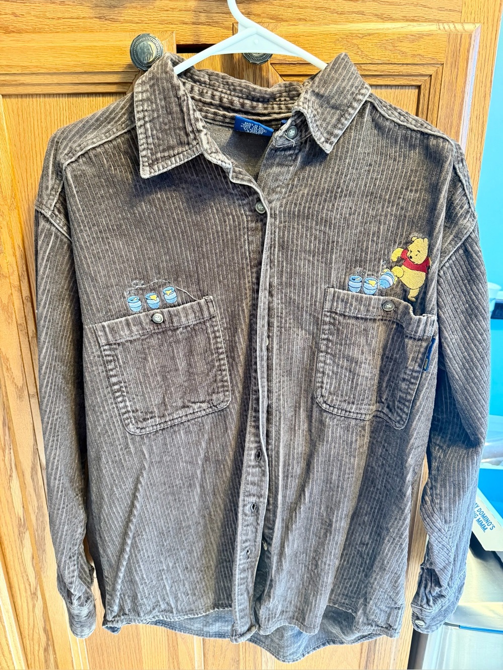 Disney Vintage Winnie the Pooh corduroy shirt embroidered 1990s